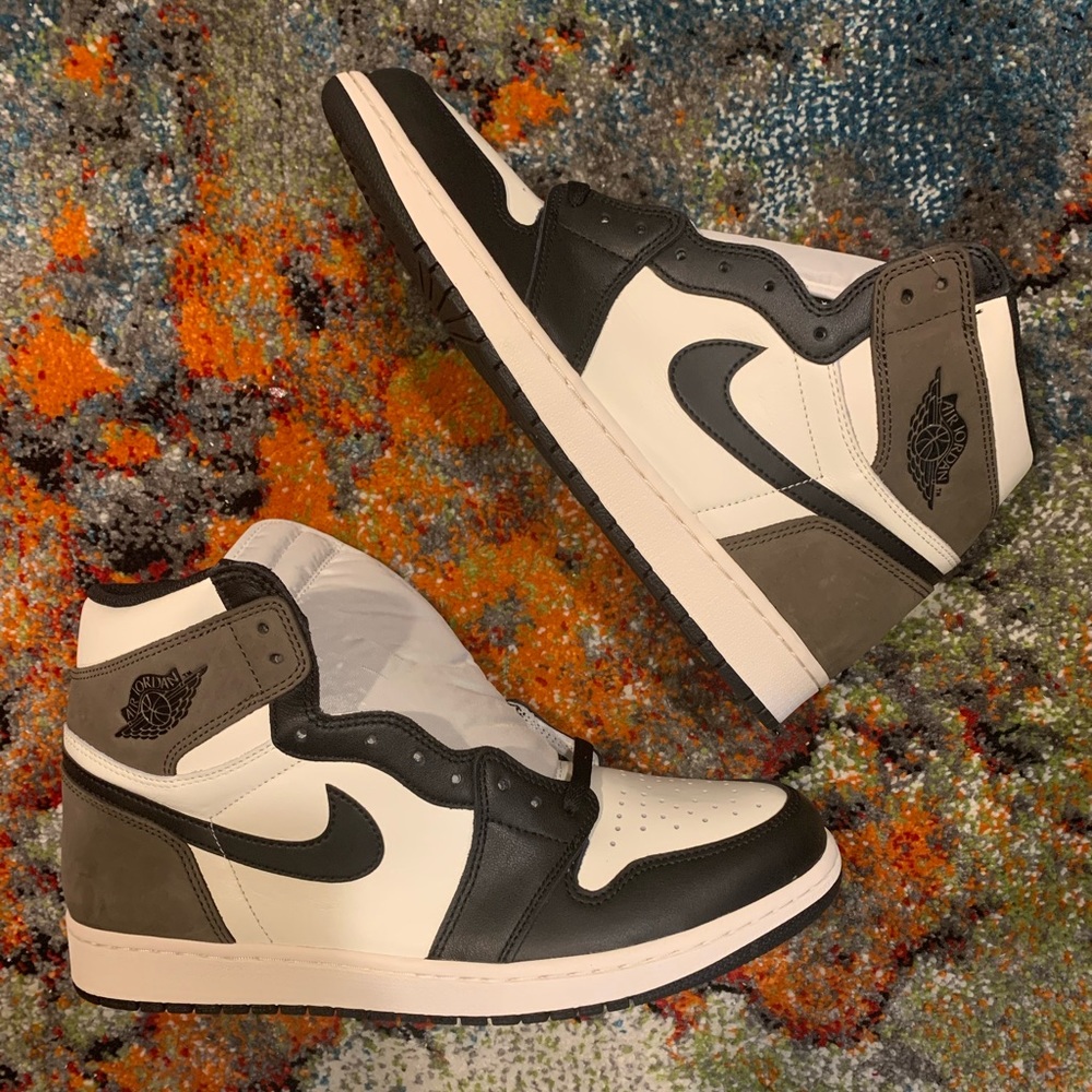 Air Jordan 1 mocha